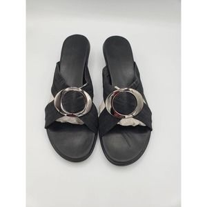 Munro Low Heel Slip Ons Black Size 7.5